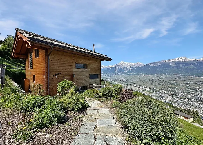 Teddy - Alpine Escape In The Swiss Alps